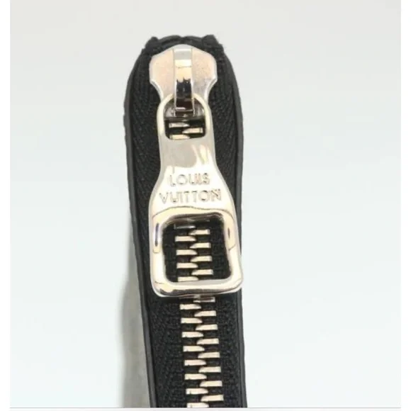 🕹️ Louis Vuitton 🕹️ Monogram A4 Multipocket Pochette Clutch/Laptop Bag NWT - Picture 4 of 16